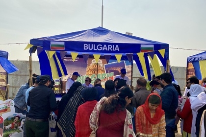 Посолството взе участие във фестивала EuroVillage в Исламабад